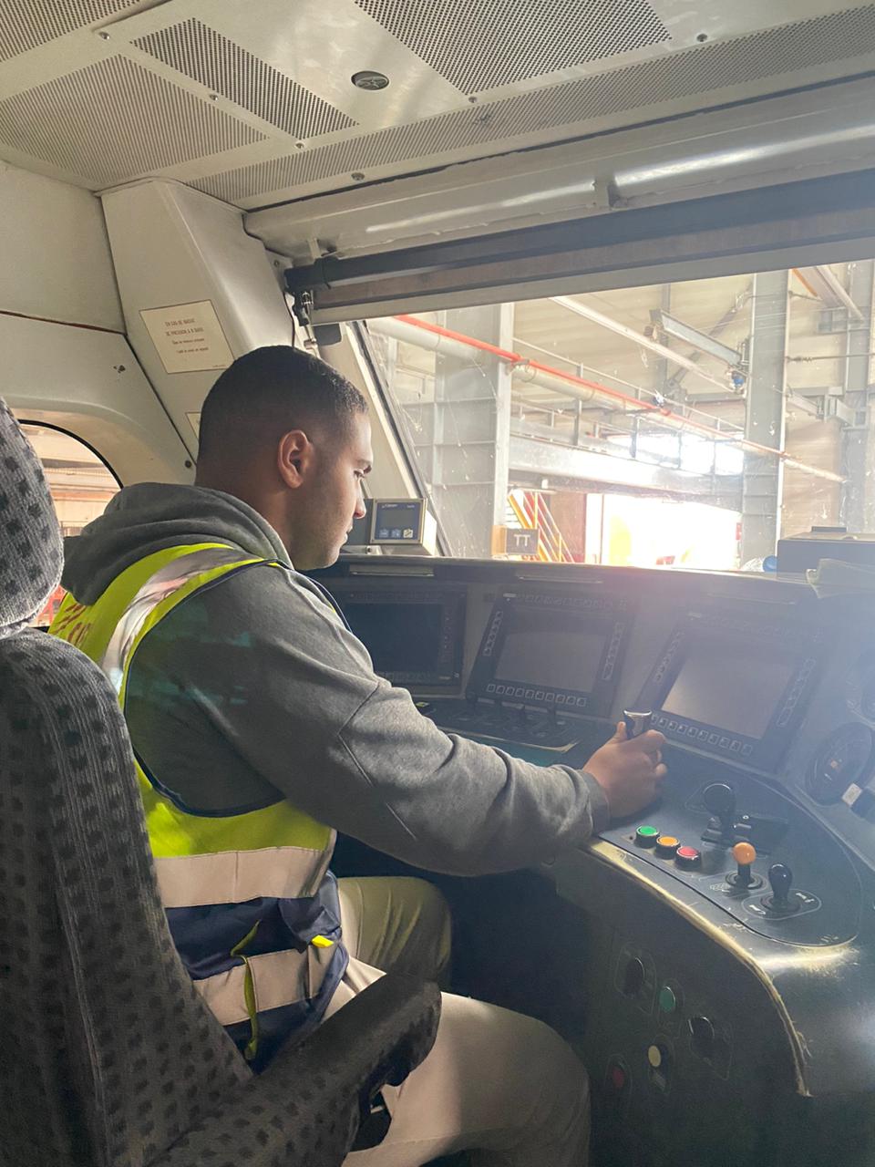 Oussama operating controls